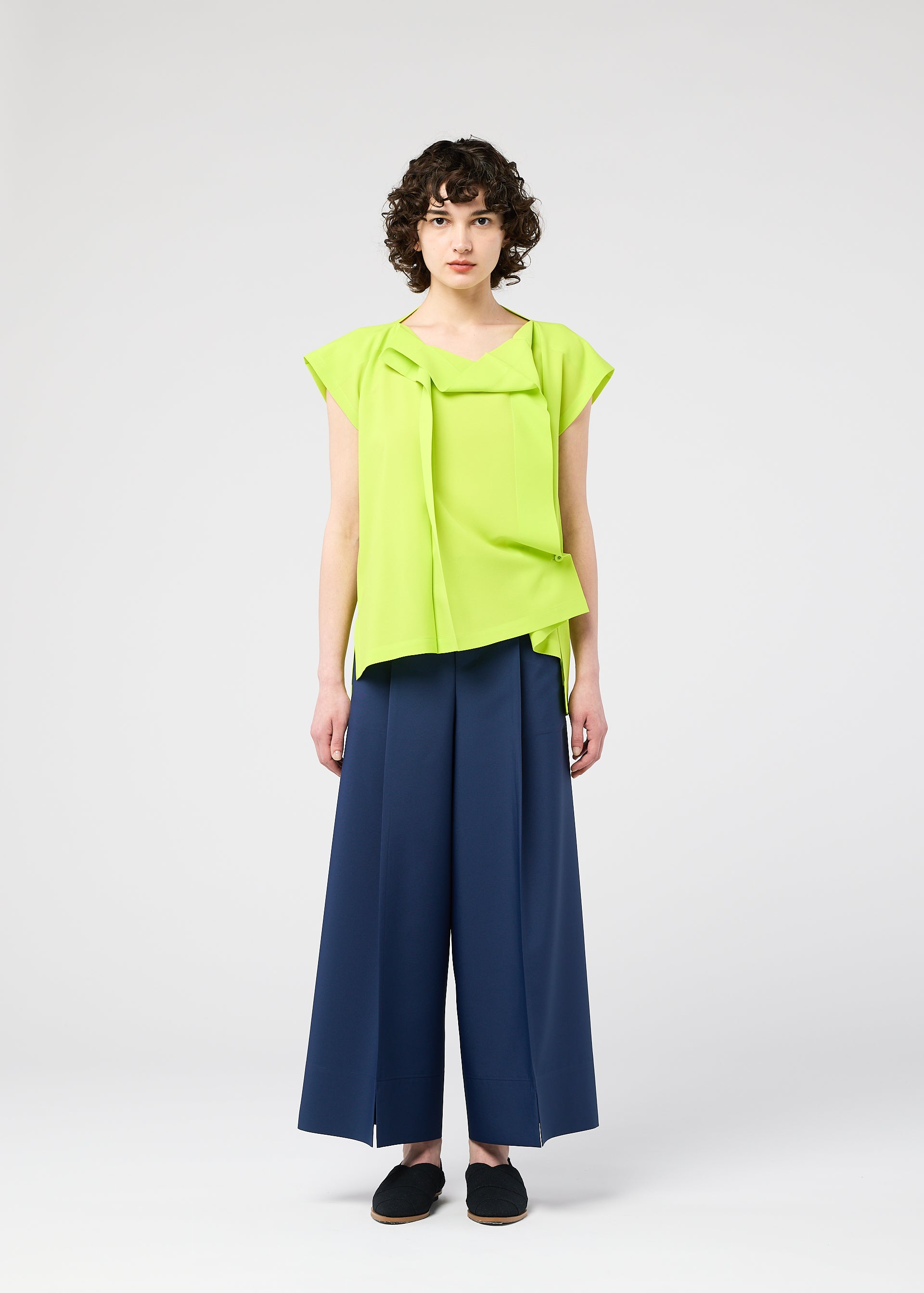 Flat Tuck T
