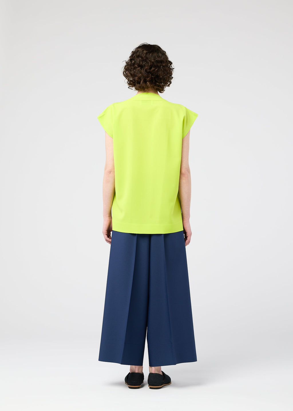 Flat Tuck T