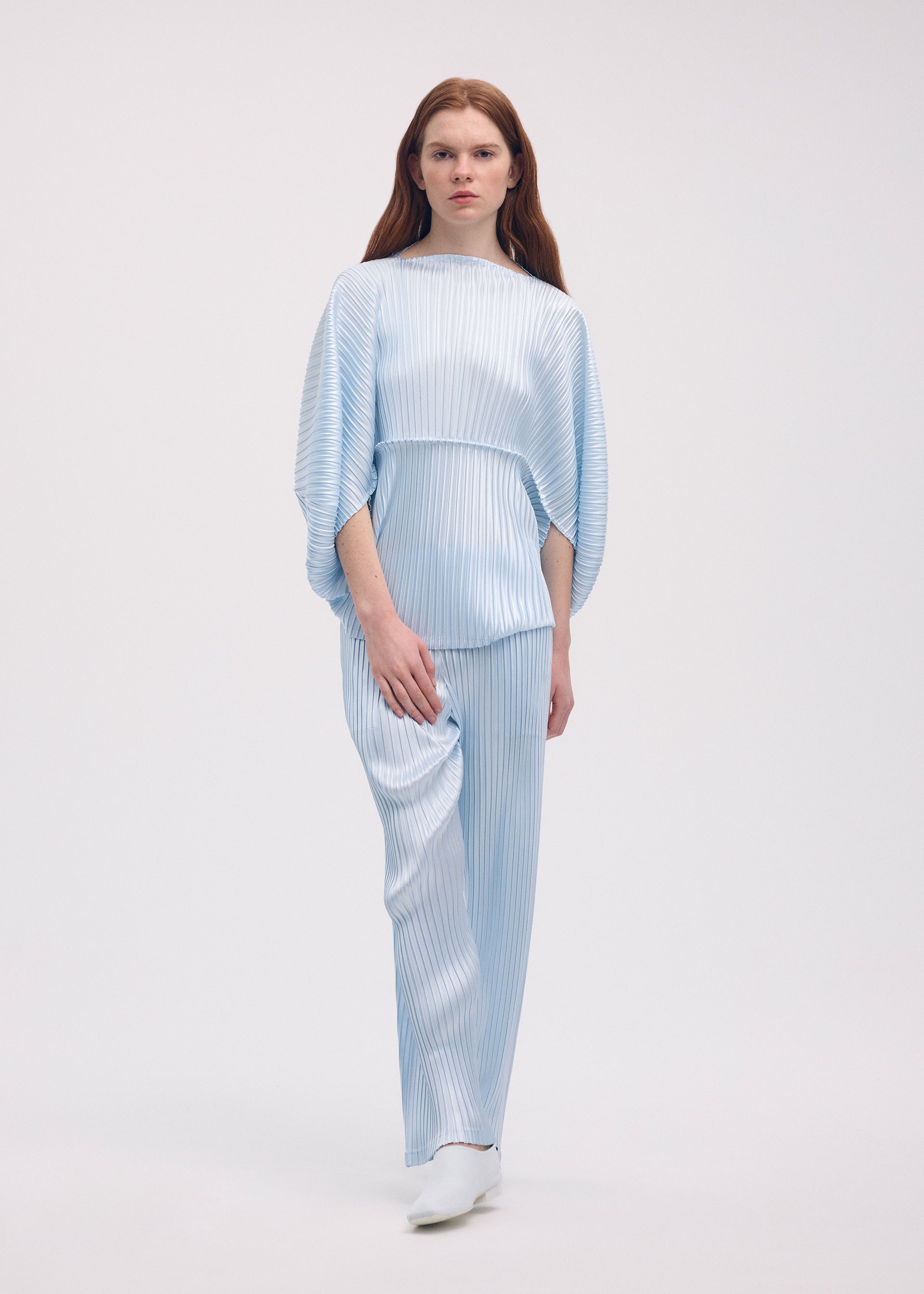 Glossed Metal Pleats