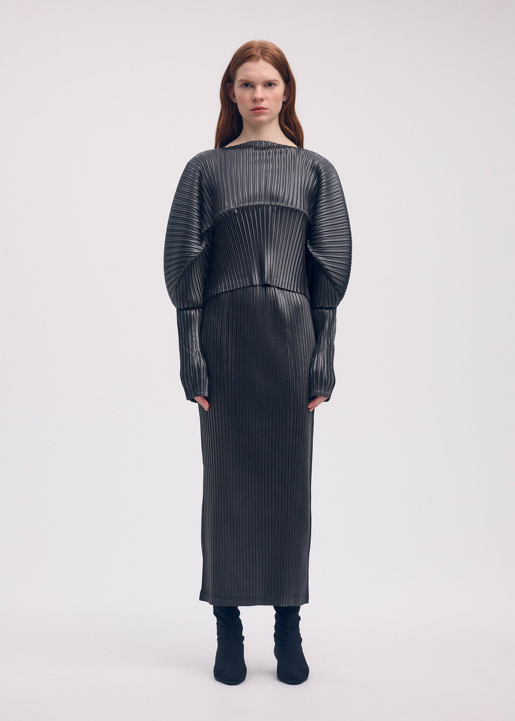 Glossed Metal Pleats