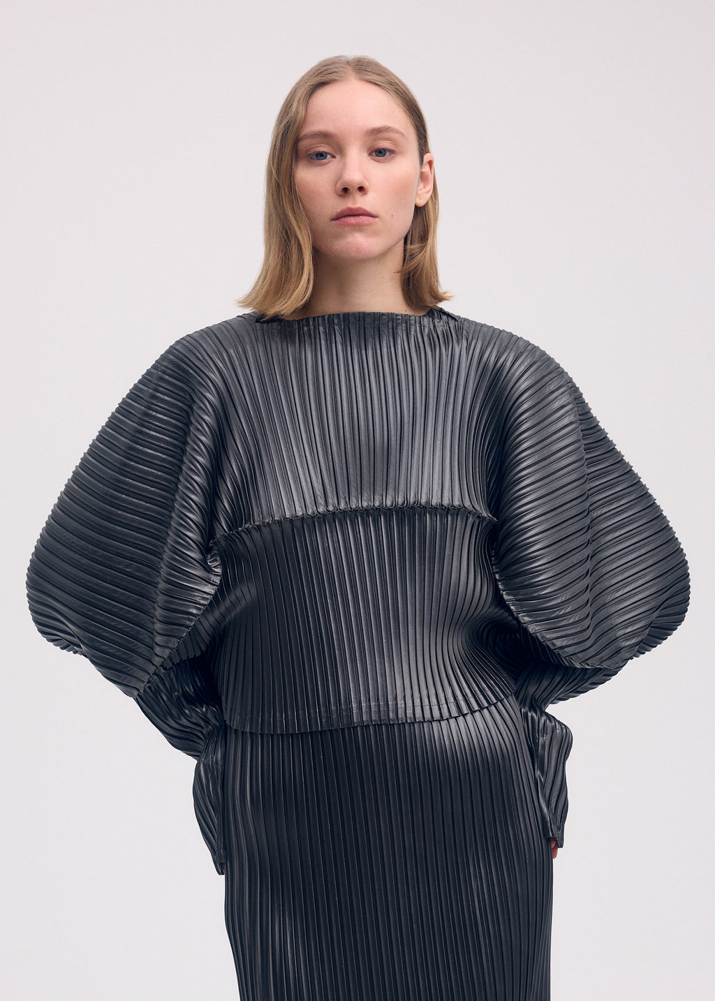 Glossed Metal Pleats