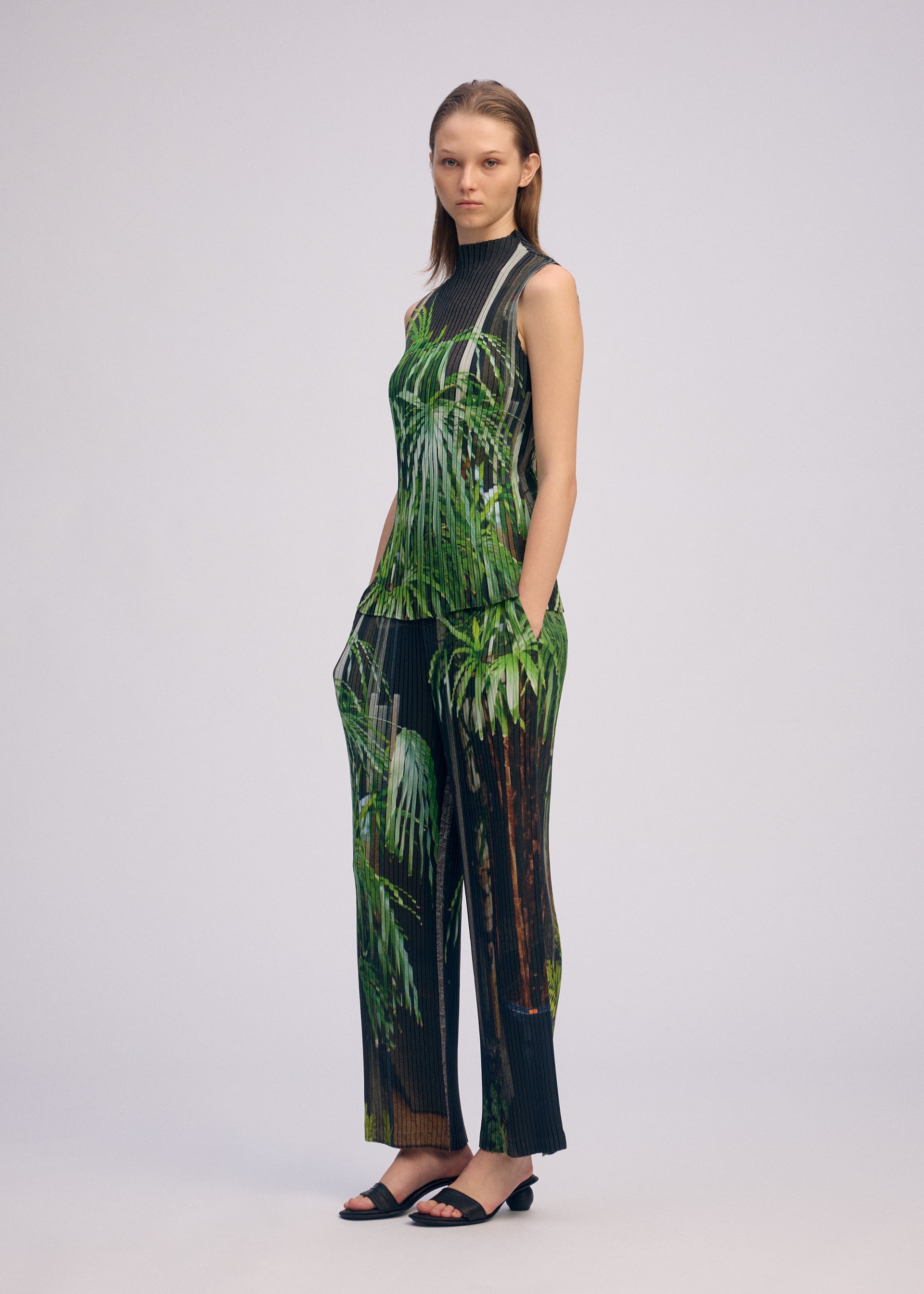Urban Jungle Pleats