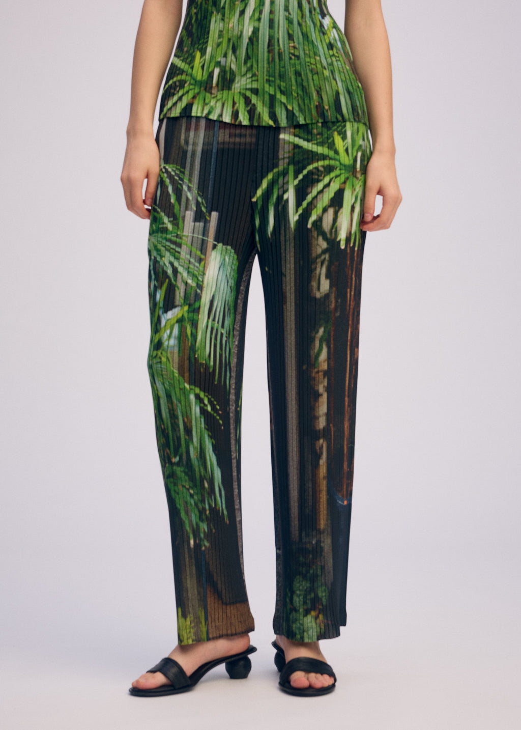 Urban Jungle Pleats