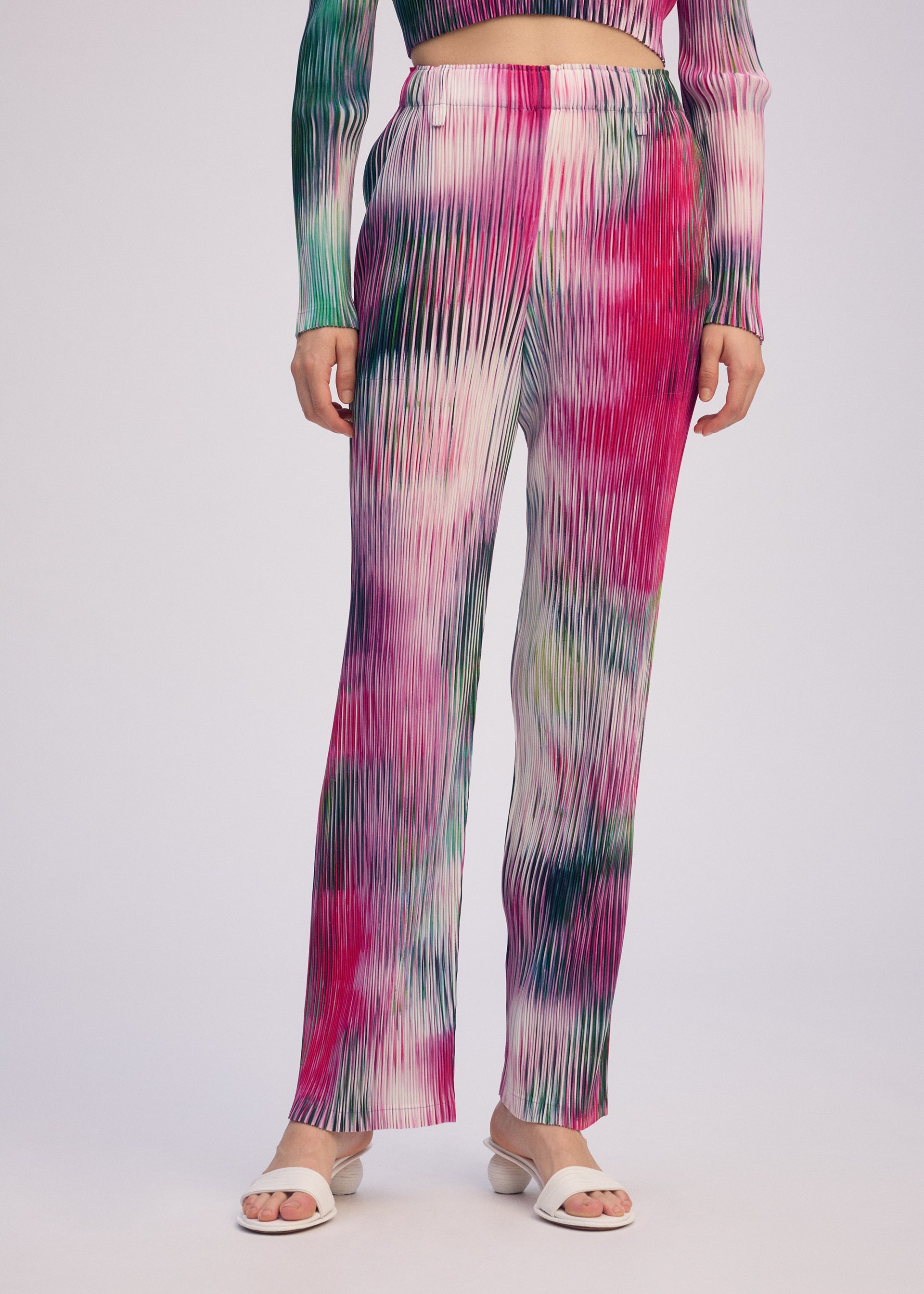 Obscure Pleats