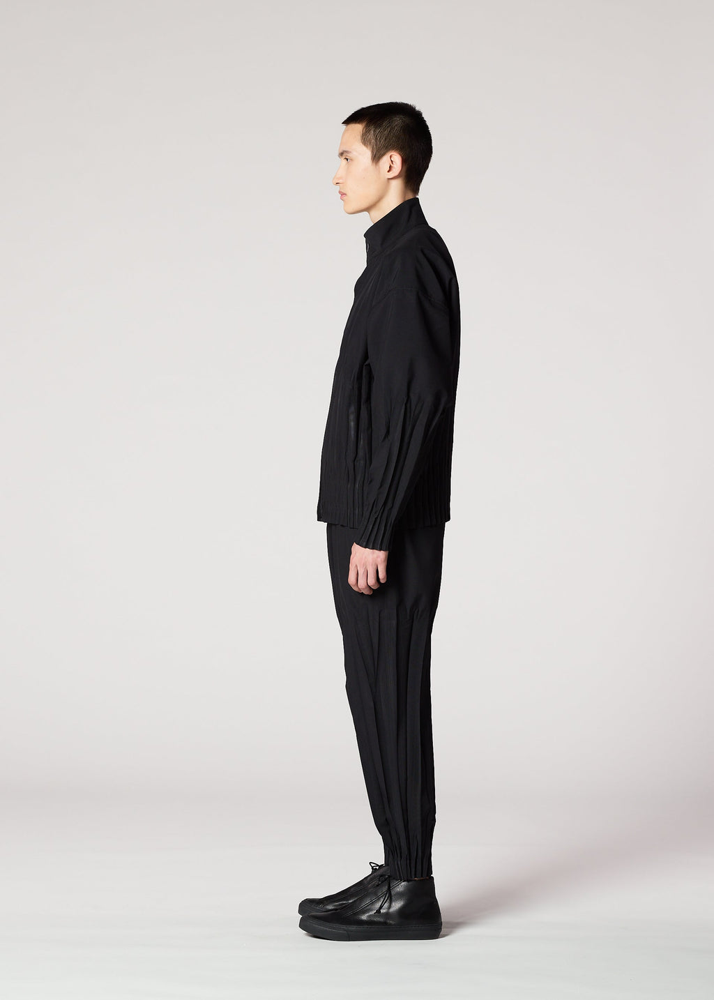 Waft Black