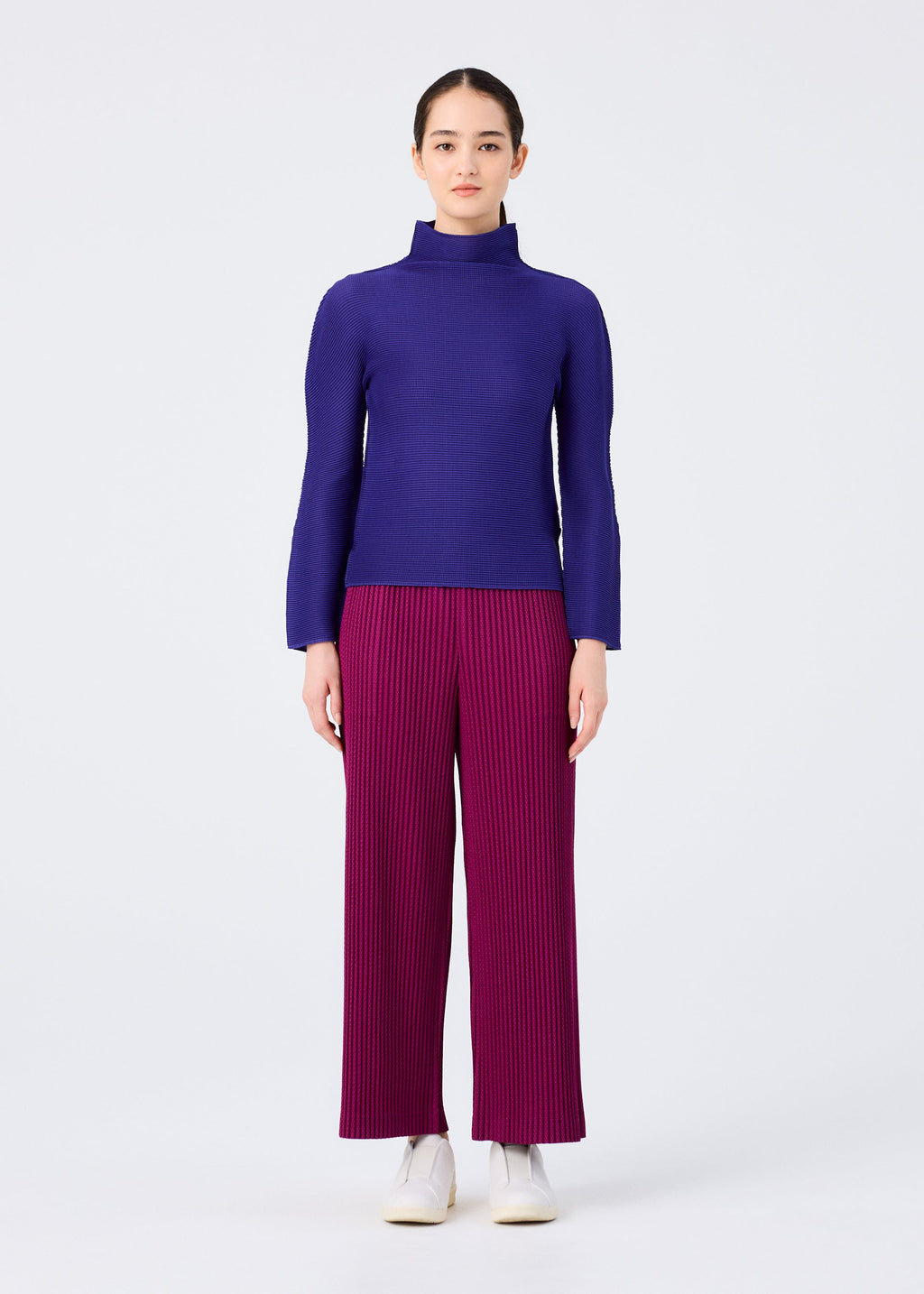 Warm Mesh Pleats