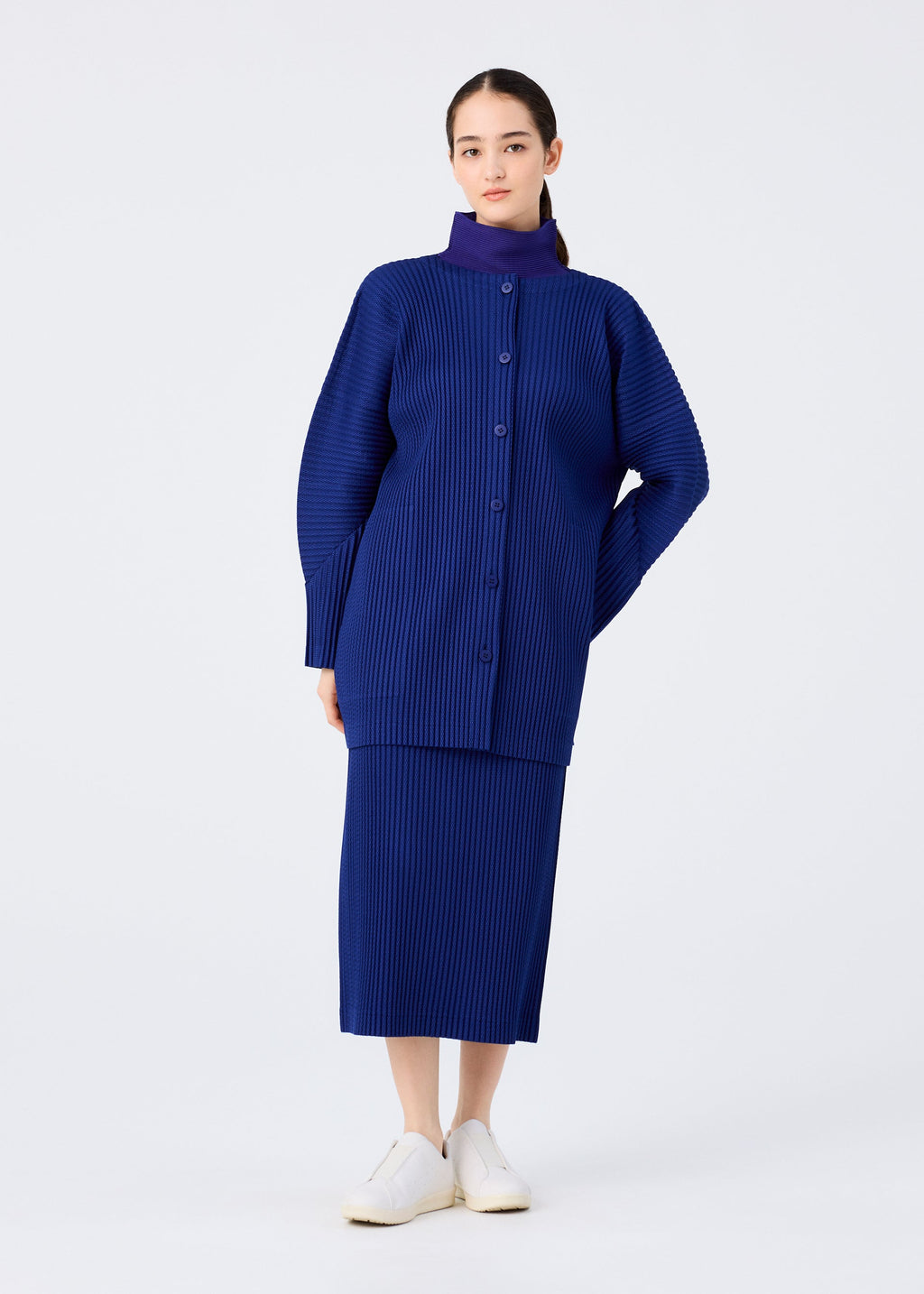 Warm Mesh Pleats