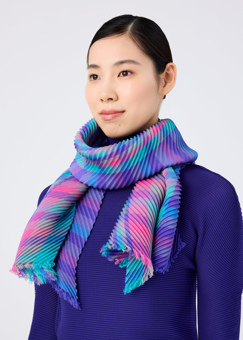 Check Pleats Stole