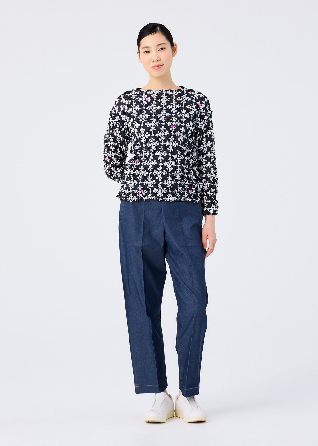 Suit Meringue Top
