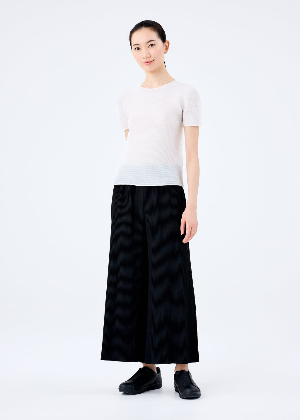 Fine Knit Pleats Black