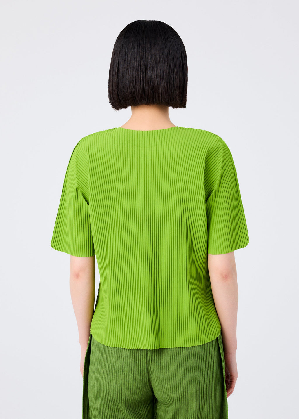 Round Pleats