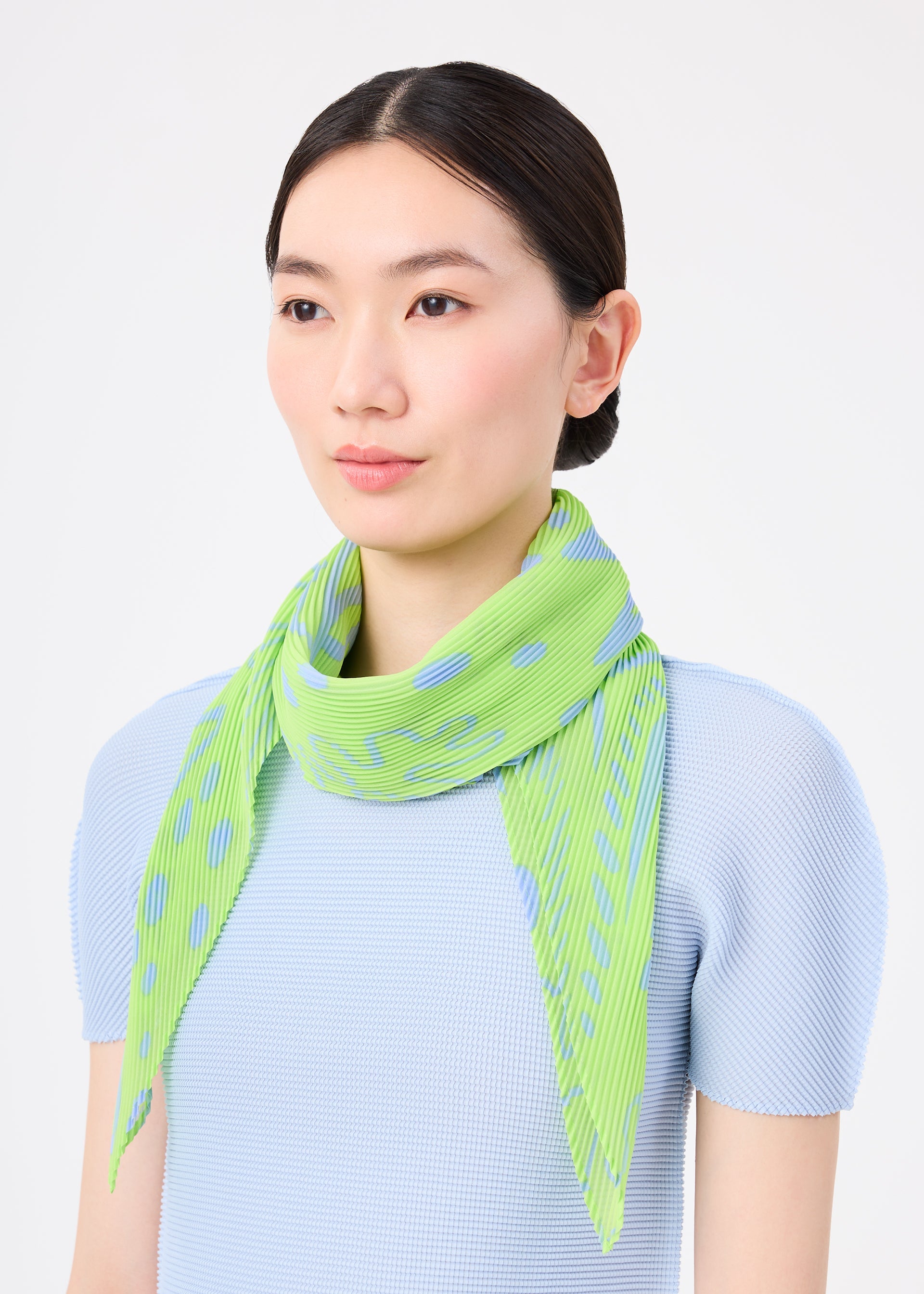 Starfish Pleats Stole