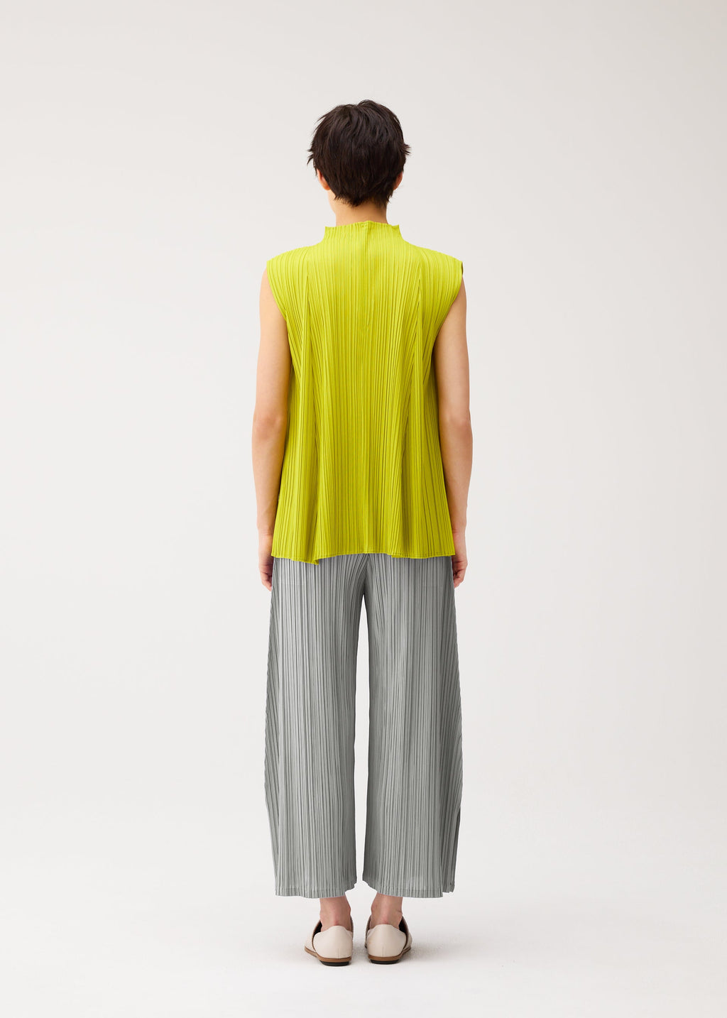 Mellow Pleats