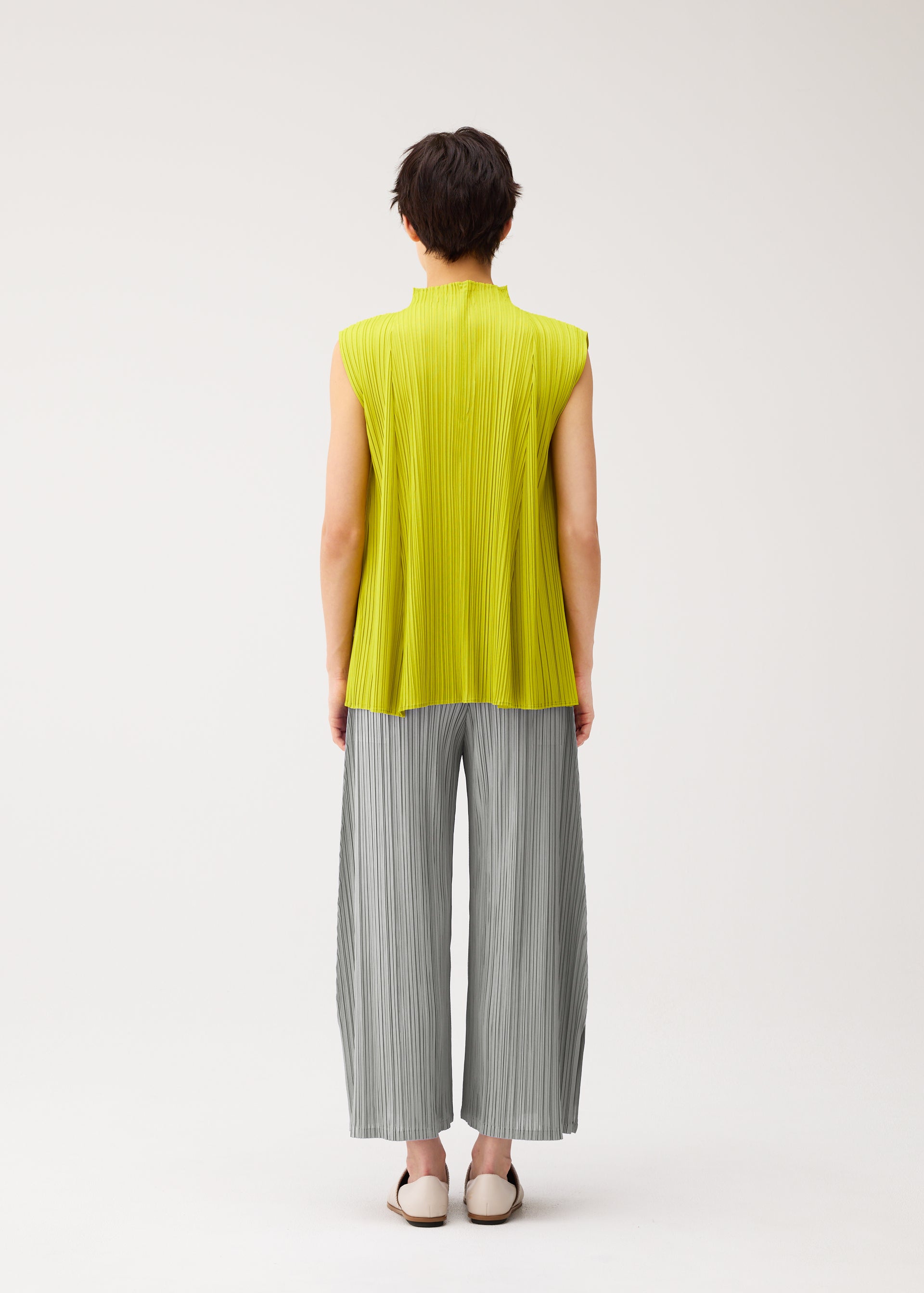 Mellow Pleats