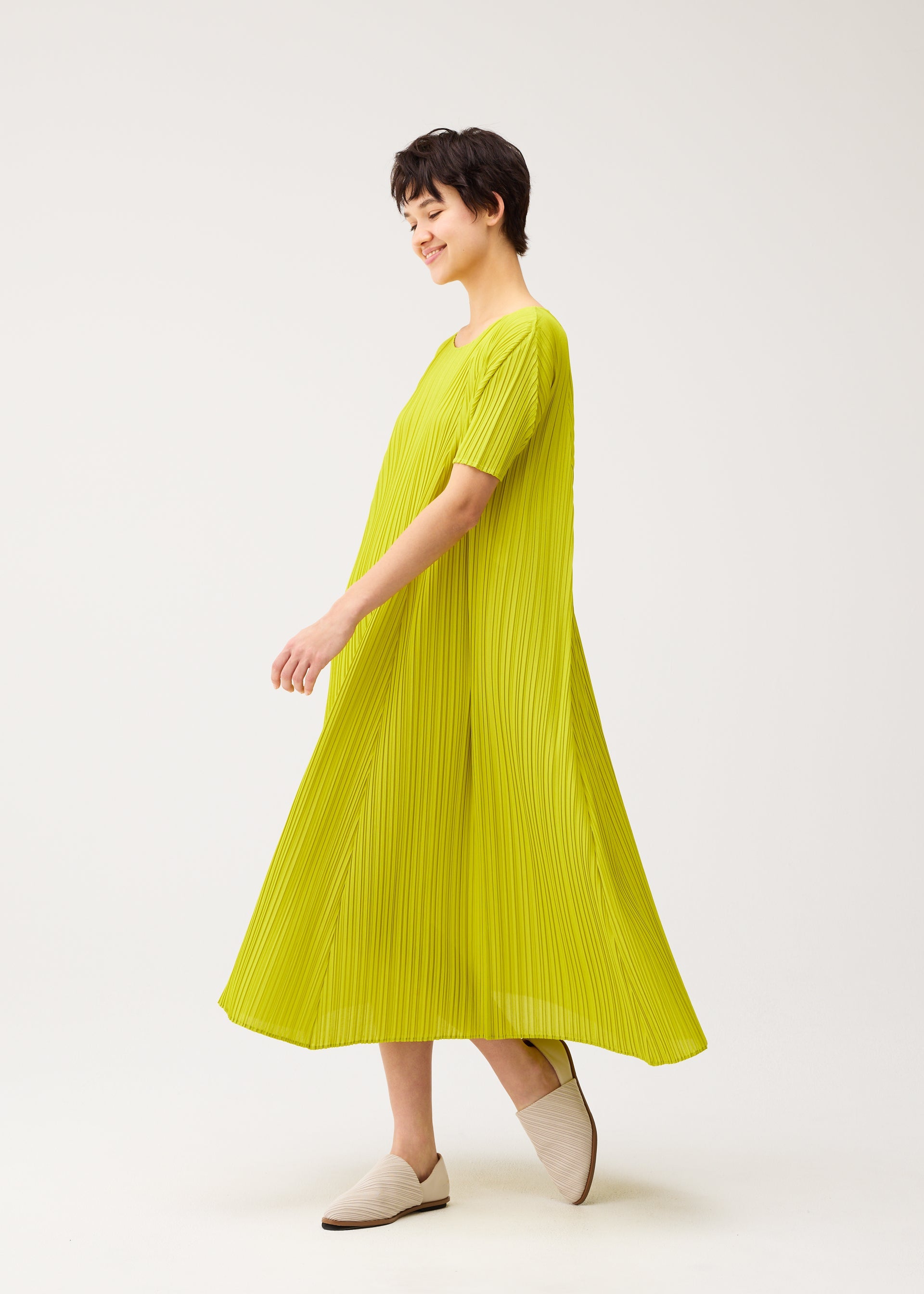 Mellow Pleats