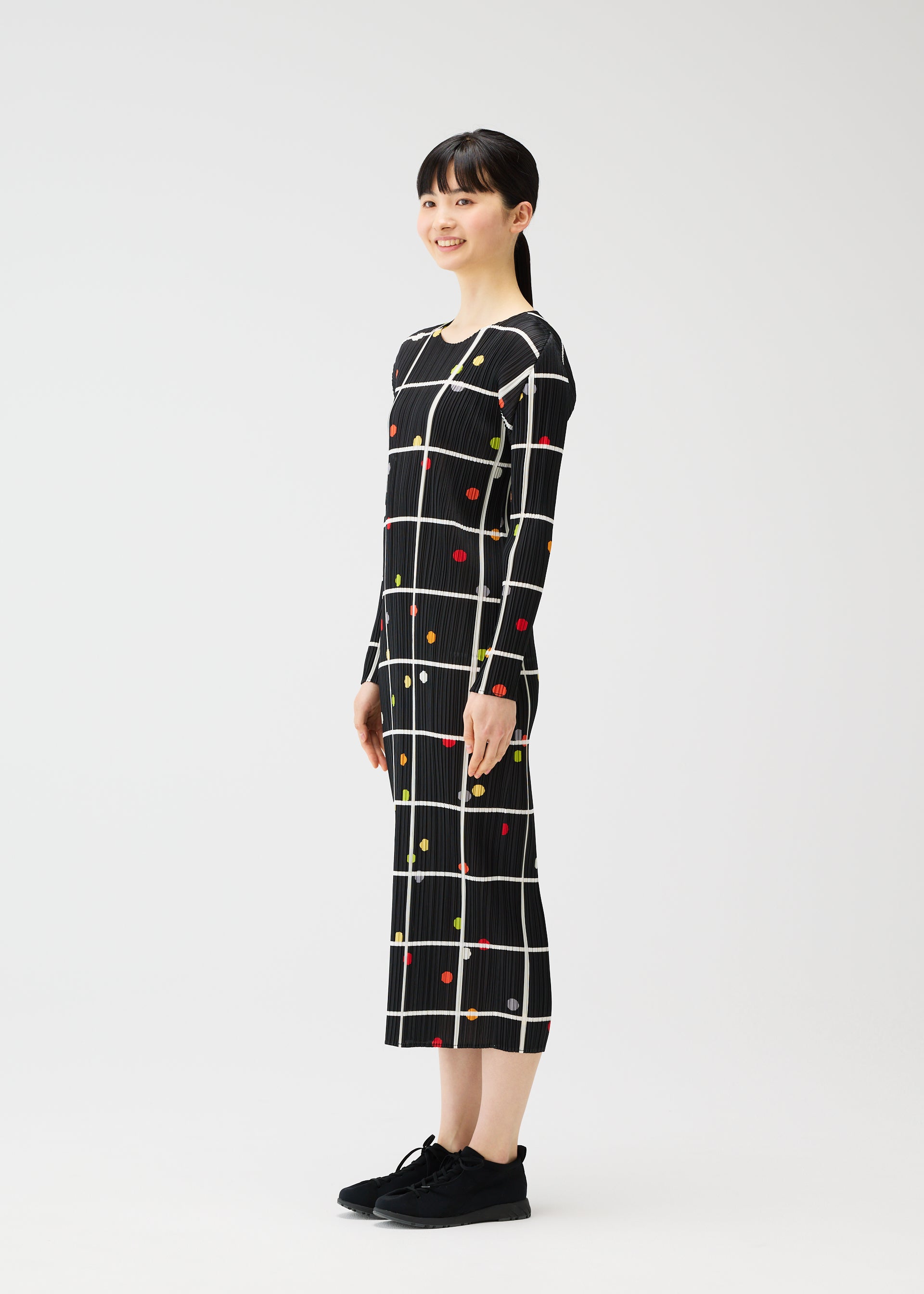 Crossing Dots
