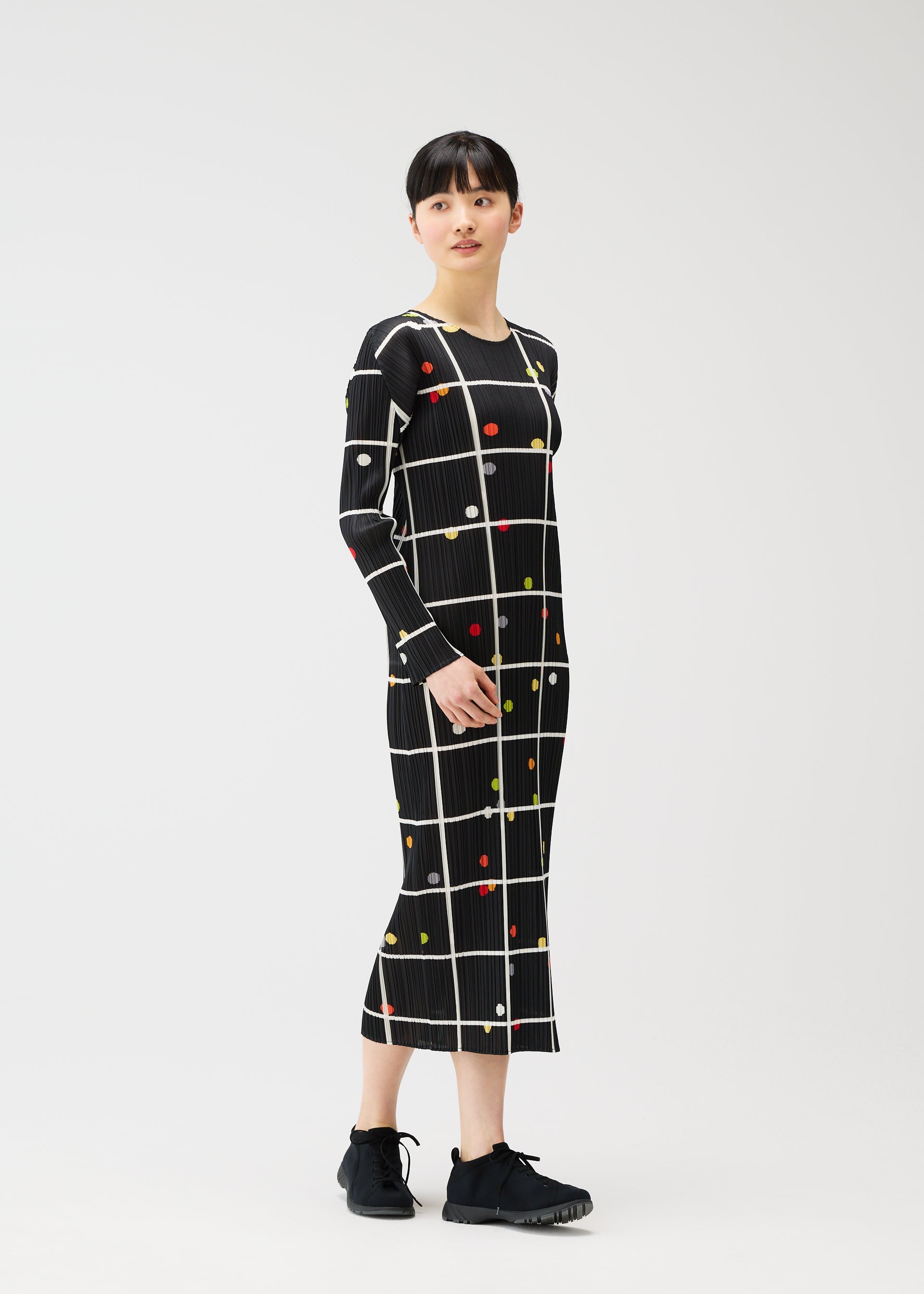 Crossing Dots