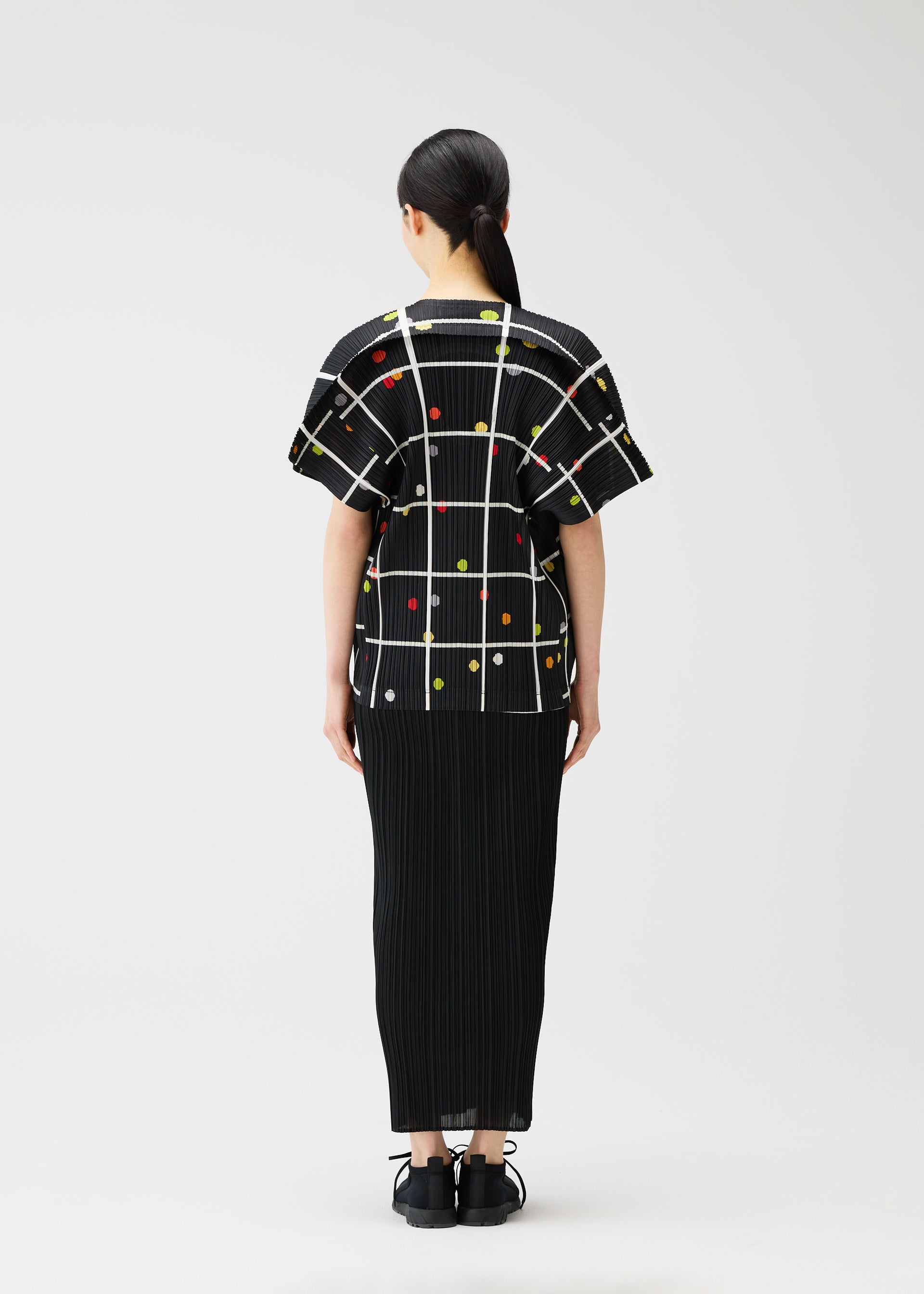 Crossing Dots