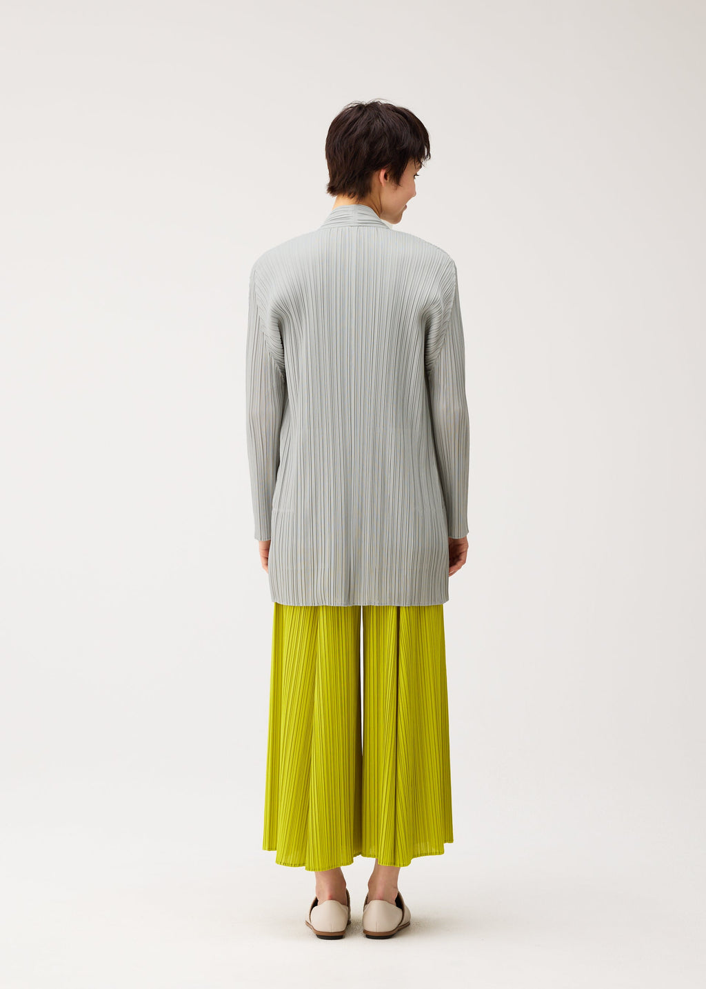 Mellow Pleats