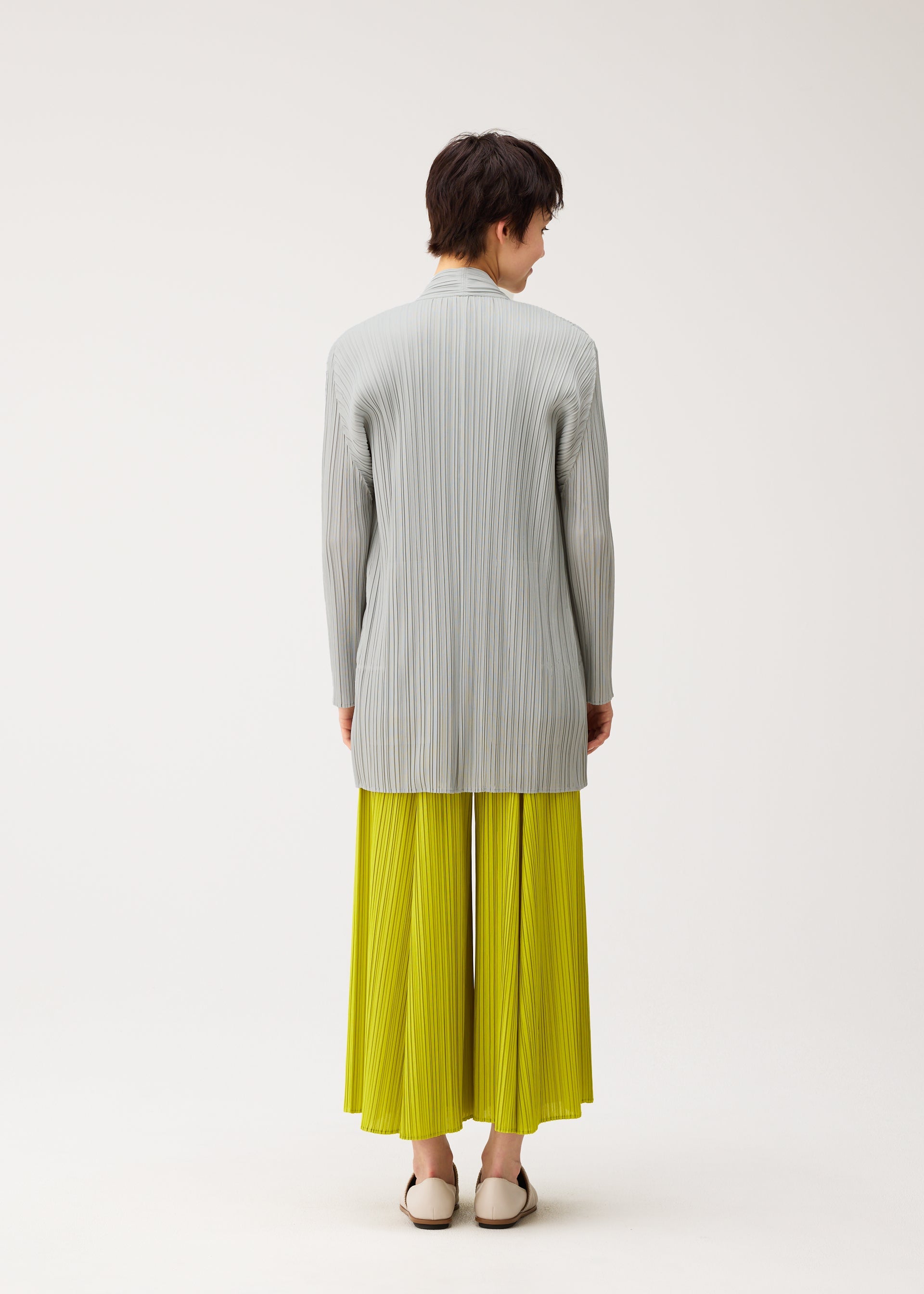Mellow Pleats