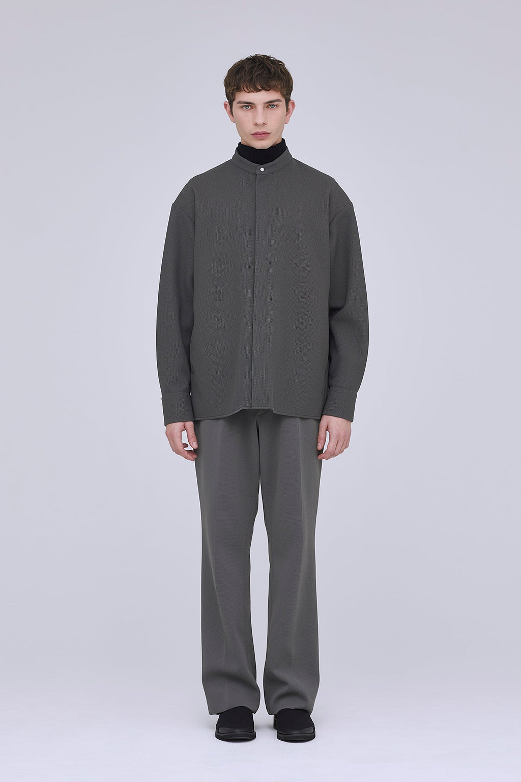 MESH STAND-UP COLLAR COVERED PLACKET SHIRT