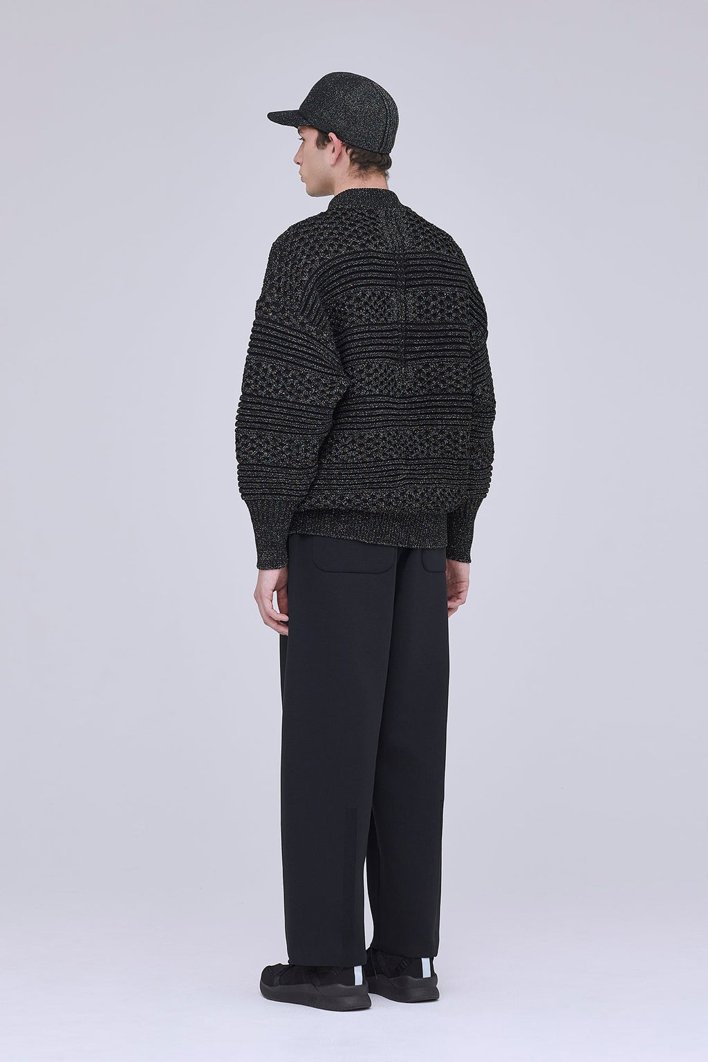 LOW GAUGE GLITTER PULLOVER
