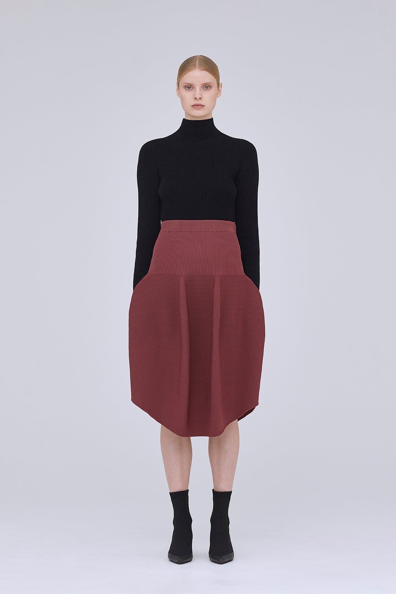 PORTRAIT VELVET MOCKNECK TOP