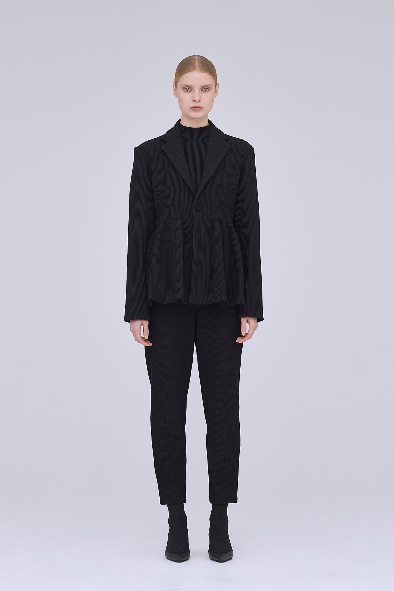 HYPHA TAILORED FLARE JACKET