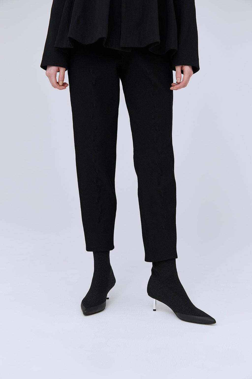 SOFT HYPHA TAPERED PANTS