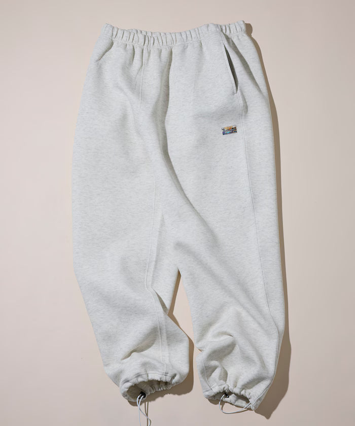Big Silhouette Cardboard One Point Logo Spindle Sweat Pants