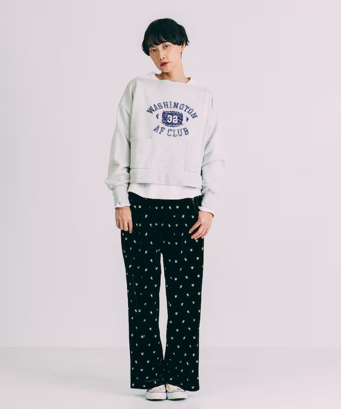 Small Flower Embroidery Velvet Pants