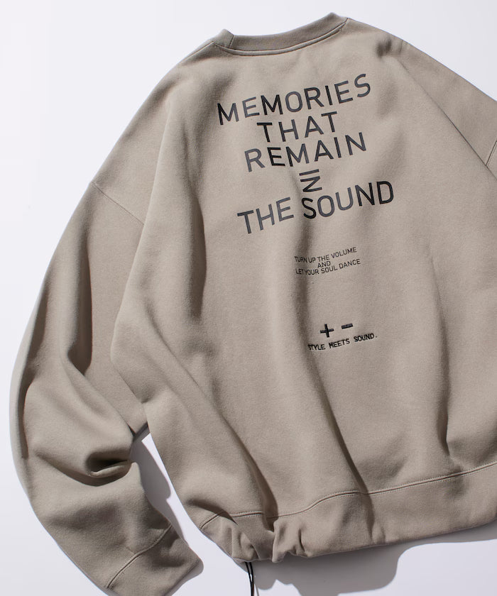 Big silhouette one-point embroidery back print hem code crew neck sweatshirt 【limited edition】