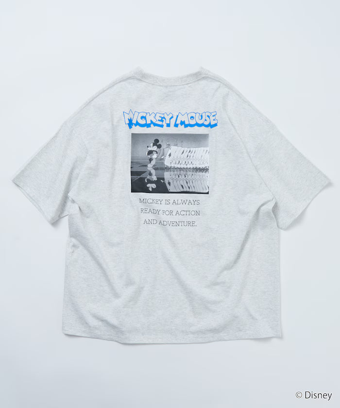 DISNEY/Mickey Mouse/Monochrome Back Print Crew Neck T-Shirt/Scene [Limited Edition]