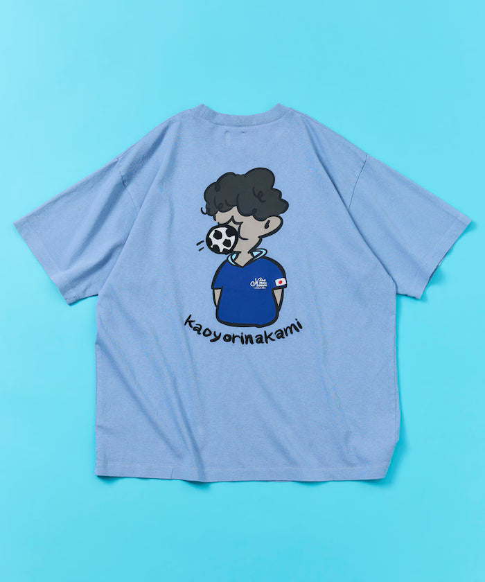 [Starting sale on May 22 at 12:00] kaoyorinakami × FREAK'S STORE/ Kaoyorinakami limited edition soccer ball boy Tee