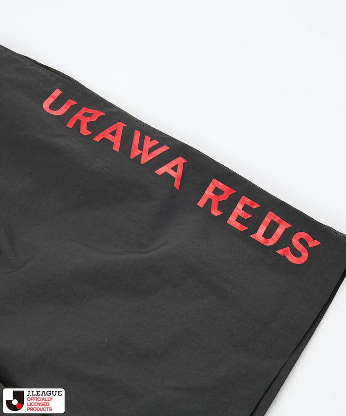 [Sale starts May 15 at 12:00] J.LEAGUE × FREAK'S STORE Exclusive SUPPORTERS NYLON SHORTS [Urawa Reds]