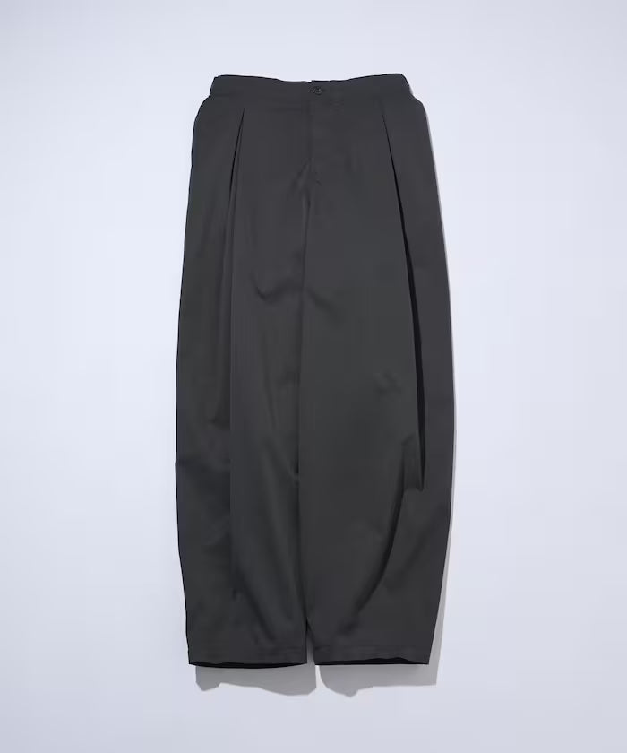 Wide Silhouette Double Tuck Poly Chino Slacks [Limited Edition]