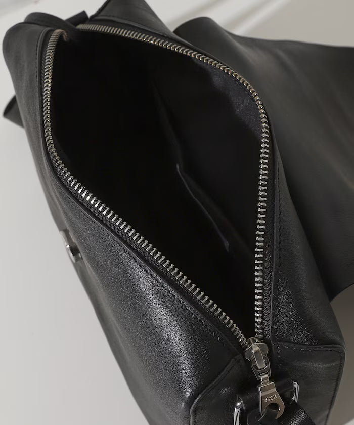 Leather Editor's Flap Shoulder Bag / Leather Editor's Flap Shoulder / Cowhide / Water-repellent Leather
