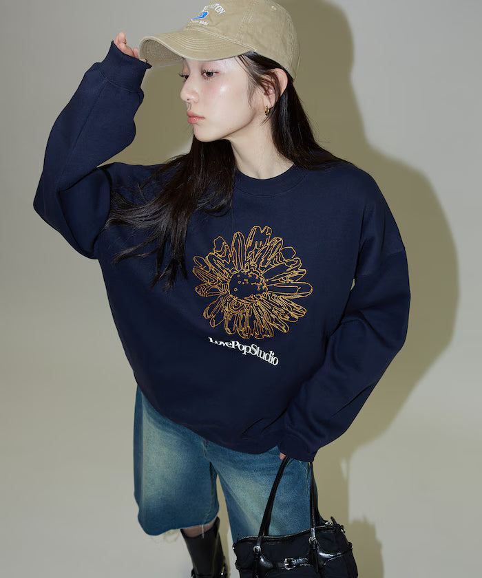 LOVE POP STUDIO FLOWER EMBROIDERY SWEAT【Limited Edition】