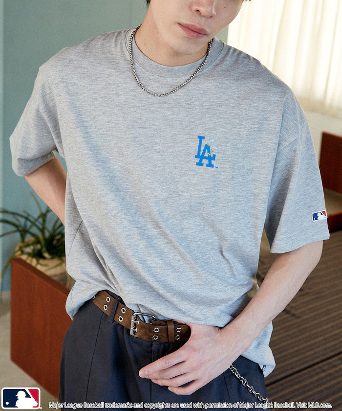 Limited Edition MLB One Point Flower Embroidery T-Shirt - Gray