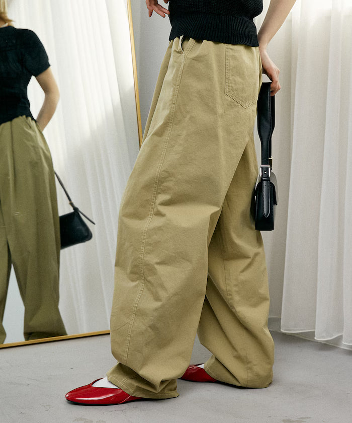LOVE POP STUDIO Tuck Curve Pants Limited Edition - Beige