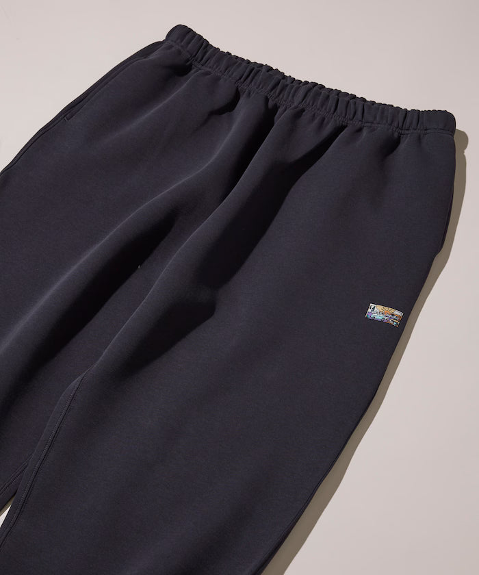 Big Silhouette Cardboard One Point Logo Spindle Sweat Pants - Charcoal Gray