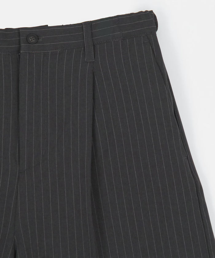 1-Tack Baggy Silhouette Slacks Short Pants