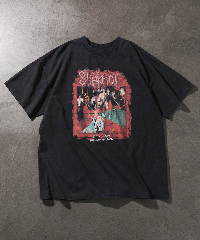 【EXCLUSIVE】Vintage-like Slipknot Back Print T-shirt / Slipknot