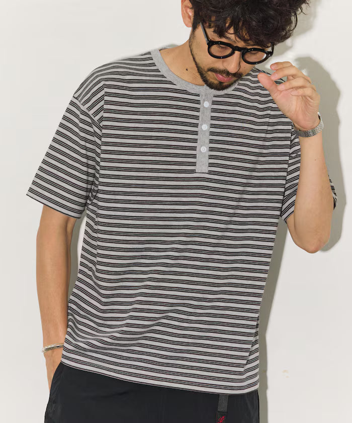 Multi-border Henley Neck Short Sleeve T-shirt
