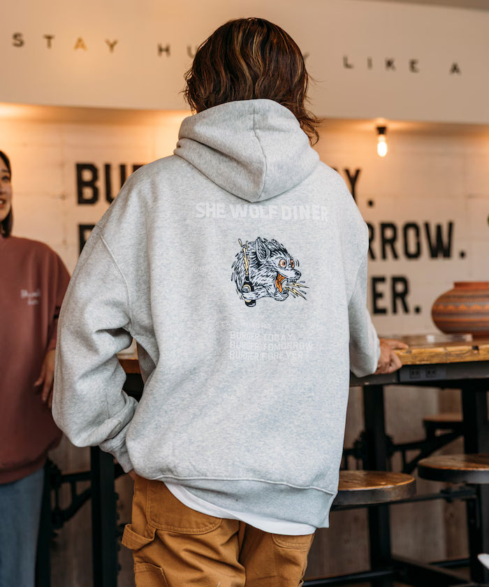 SHE WOLF DINER×FREAK'S STORE/She Wolf Diner Limited Edition Big Silhouette Back Embroidery Hoodie/WOLF 【Limited Release】