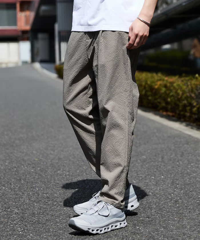 AiRide/Air Ride Slim Tapered Silhouette Sheer Seersucker Packable Easy Pants/Quick-Dry/UV Cut [Limited Edition]