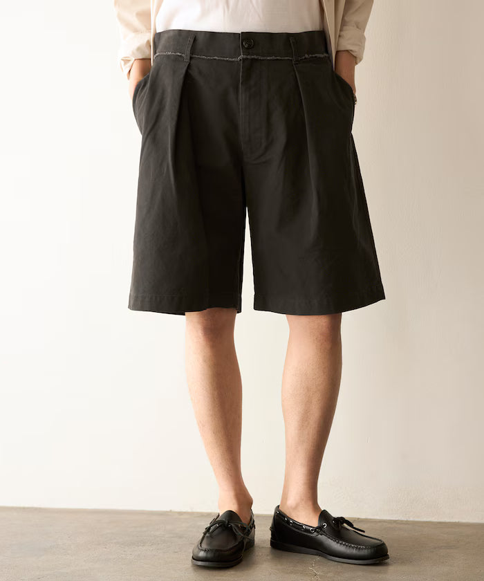 Chino Bermuda Shorts / Cotton Chino Pants