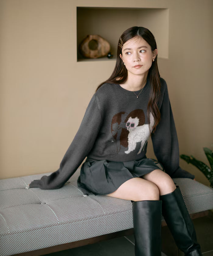 Sweat-like Animal Jacquard Knit