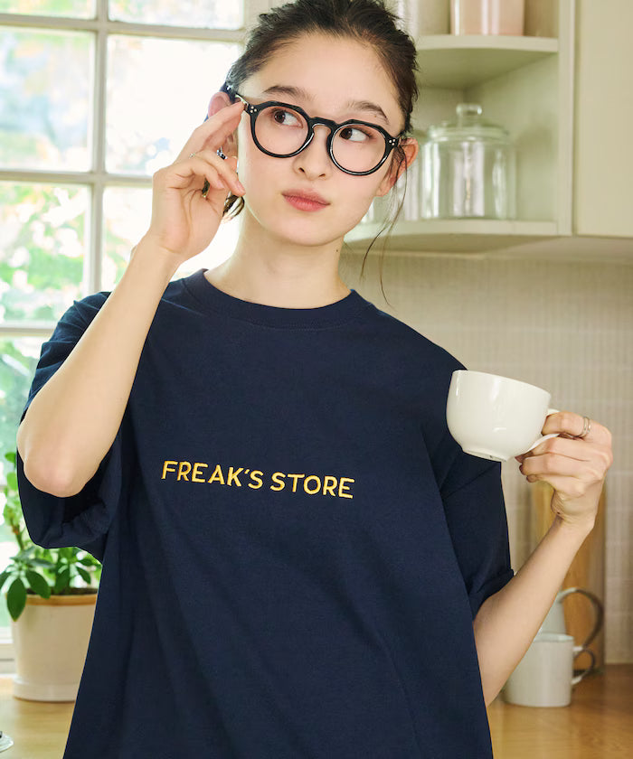 Relaxed Fit Embroidered Logo Crew Neck T-Shirt 【Limited Edition】