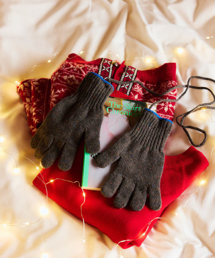 WOOL EASY SLIT GLOVE Wool Easy Glove with Smartphone-Compatible Slit - Gray